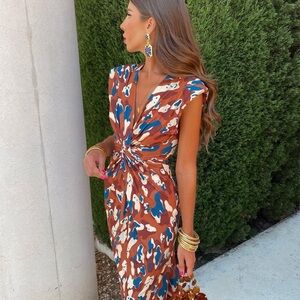 Elegant Multicolor Patterned Dress